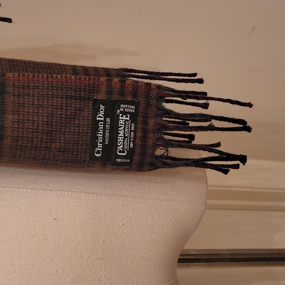 Christian Dior Cashmere Scarf - Picture 2 of 6